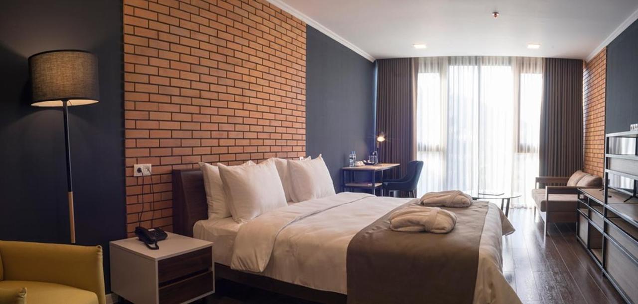 Bricks Hotel Tbilisi Exterior photo