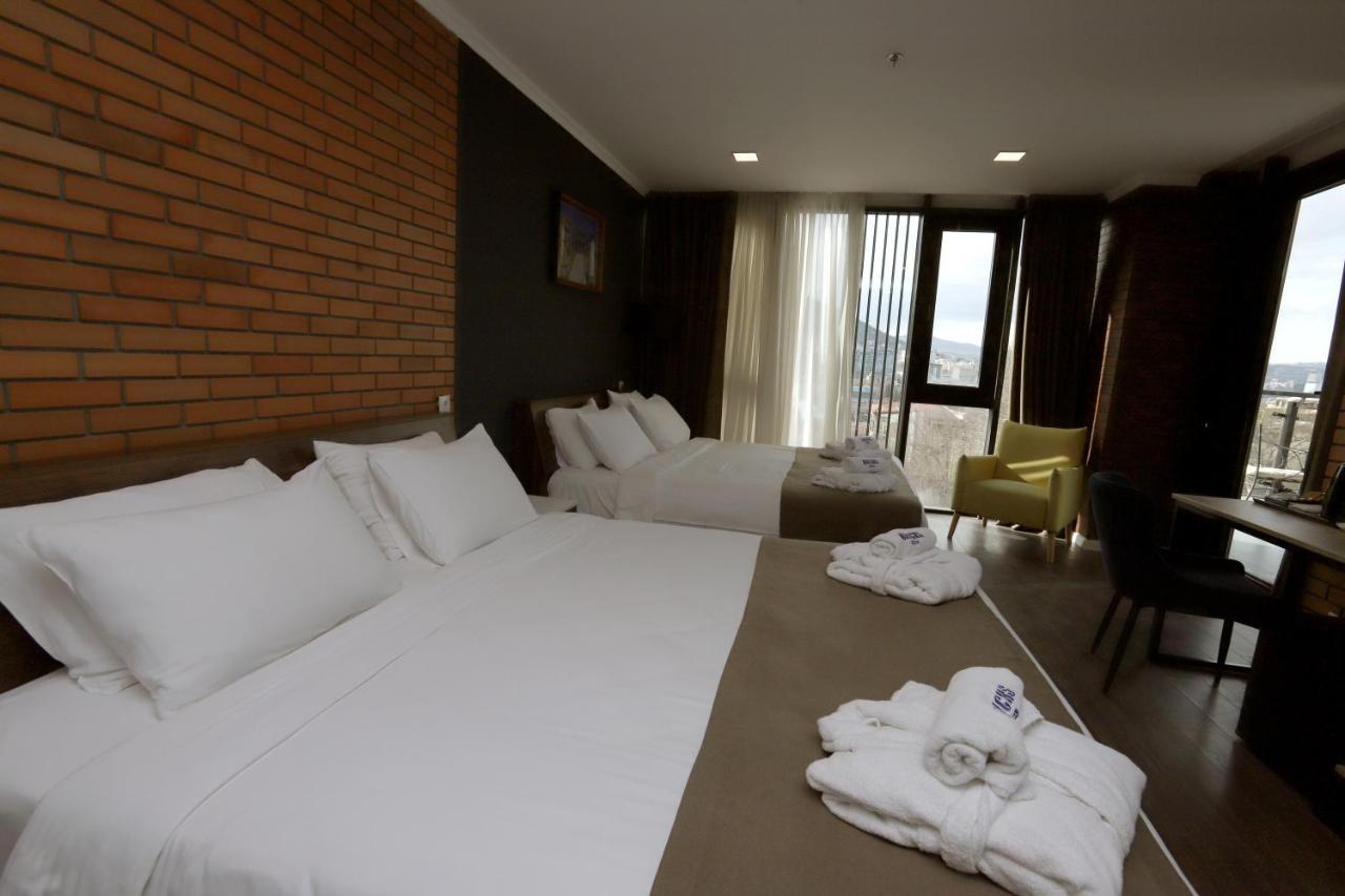 Bricks Hotel Tbilisi Exterior photo