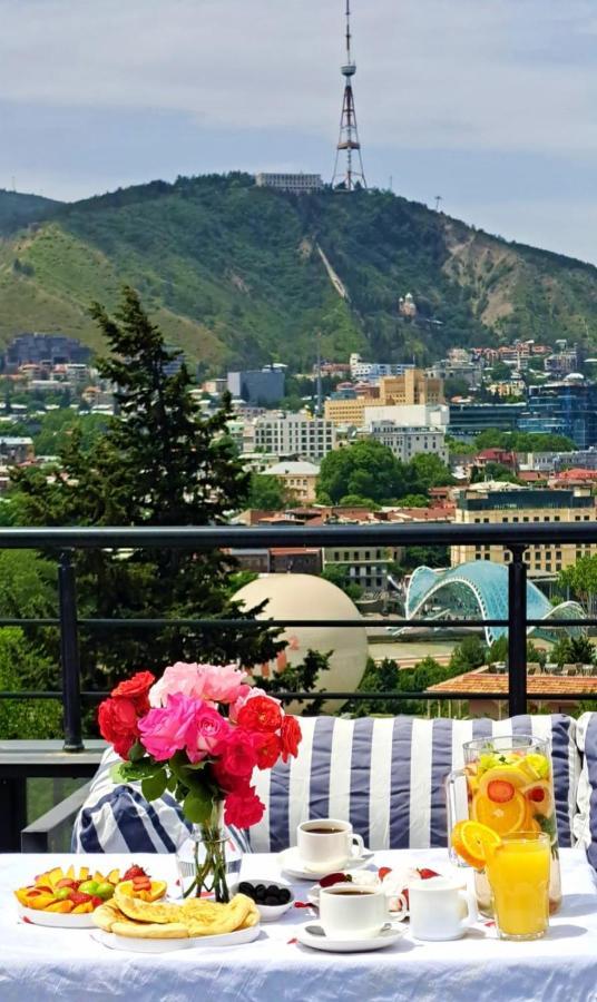 Bricks Hotel Tbilisi Exterior photo